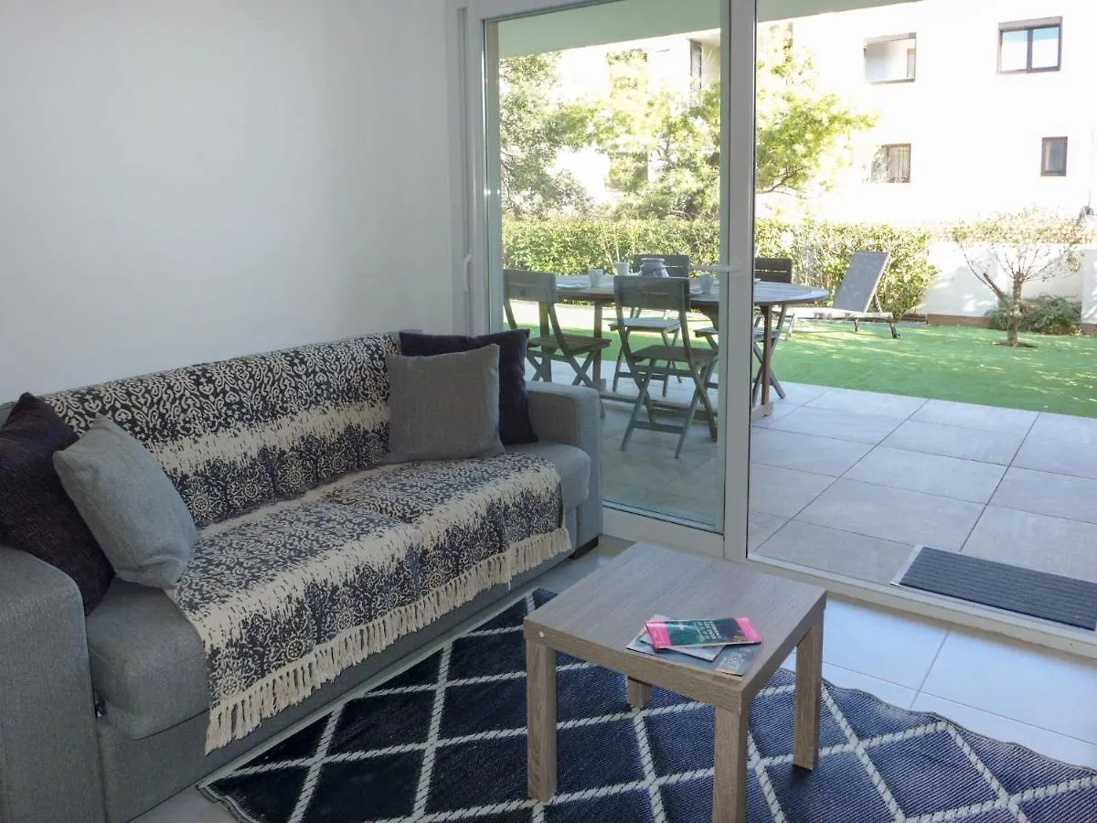 Apartment Les Calanques De Saint Aygulf By Interhome France