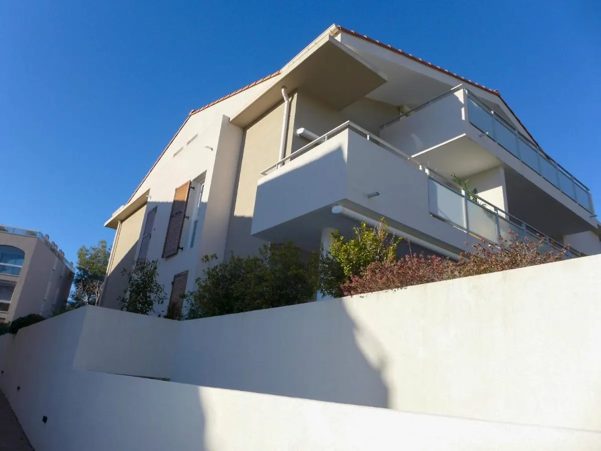 Apartment Les Calanques De Saint Aygulf By Interhome 0*,