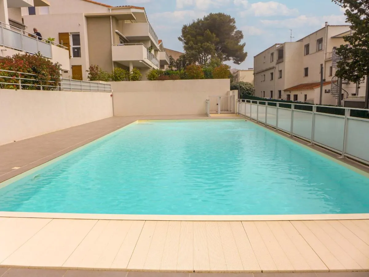 Apartment Les Calanques De Saint Aygulf By Interhome