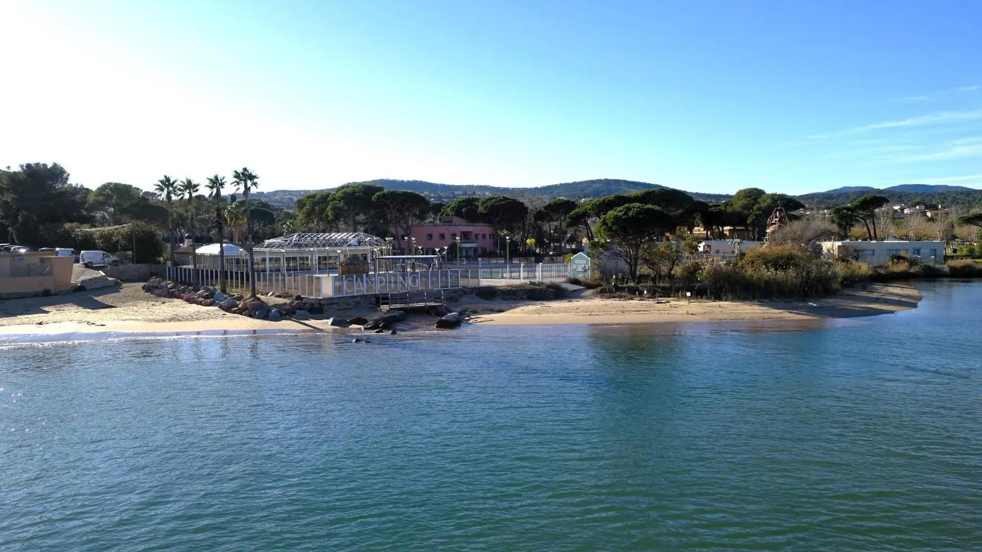 Apartment Les Calanques De Saint Aygulf By Interhome